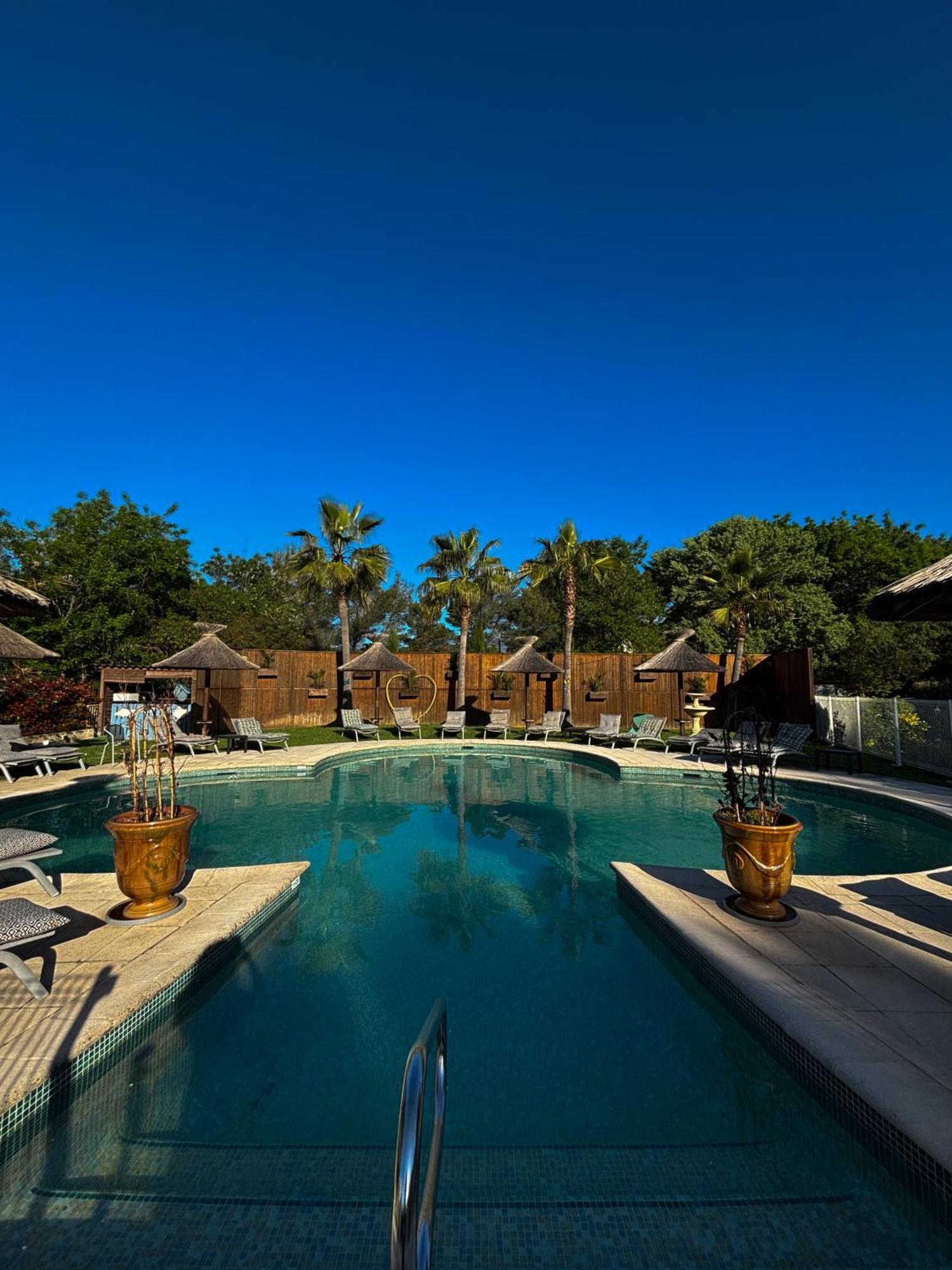 Hotel Les Bastides Saint Paul Exterior foto